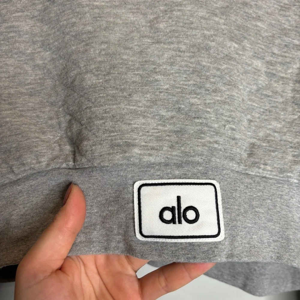 Alo Quilted Cropped Arena Hoodie Heather Grey SMALL
